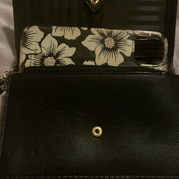 Victoria Secret Wristlet - Picture 13 of 13